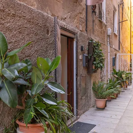 Casa Vacanze Nel Cuore Di Cagliari Exterior foto